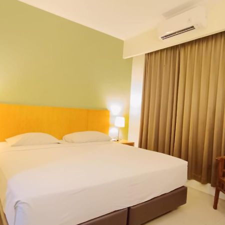 פאלמבאנג Hotel Wisata מראה חיצוני תמונה