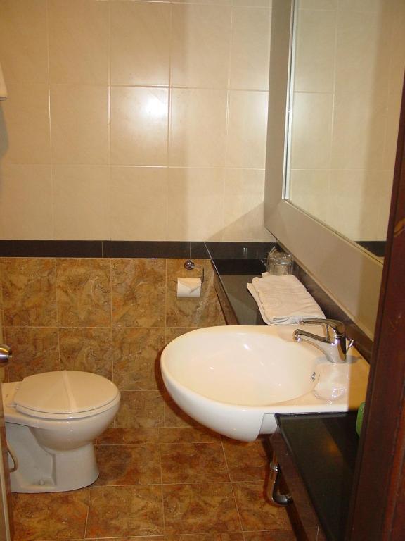 פאלמבאנג Hotel Wisata חדר תמונה