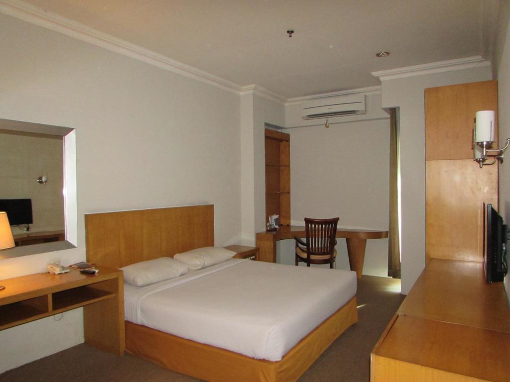 פאלמבאנג Hotel Wisata חדר תמונה