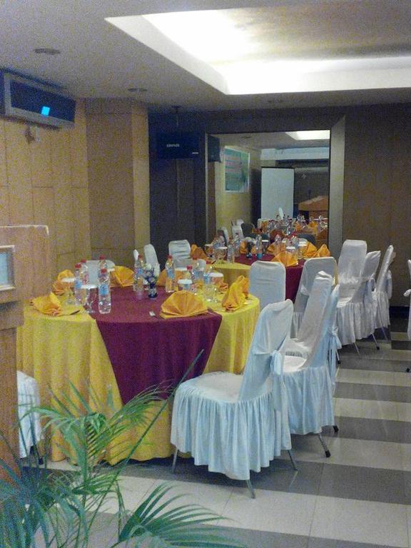 פאלמבאנג Hotel Wisata מראה חיצוני תמונה